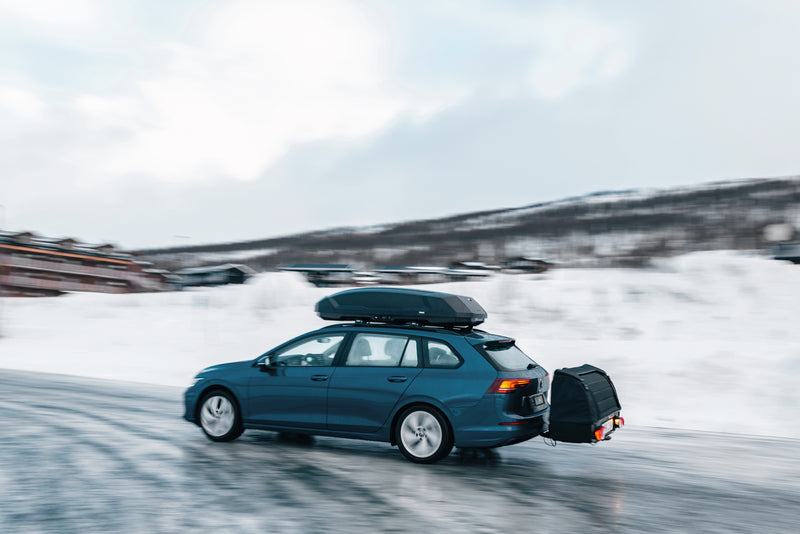 Thule Onto 2 Towbar Cargo Carrier with built in frame