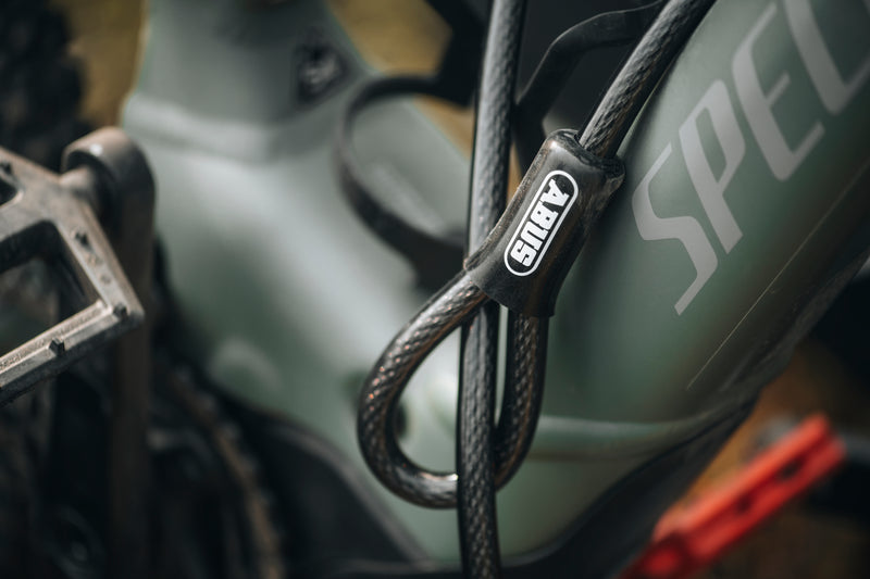 Thule Epos 3-Bike 13pin UK