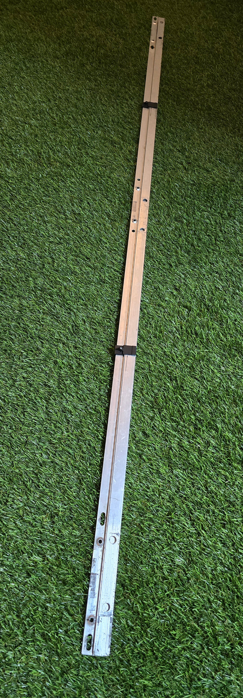 Locking Rail 1300mm for Thule Roof Box 13817 - Used