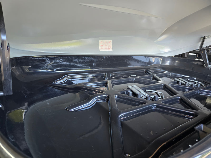 Karrite Contour 470L Roof Box Grey- Pre Owned