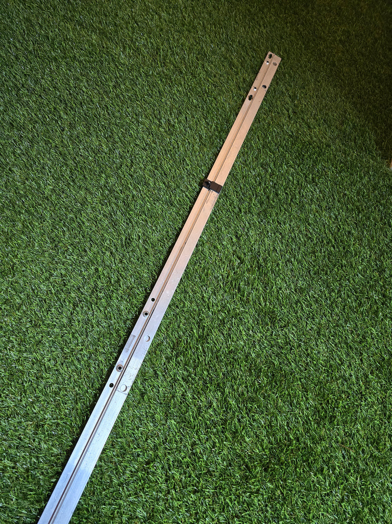 Locking Rail 1300mm complete for Thule Roof Box 13817 - Used