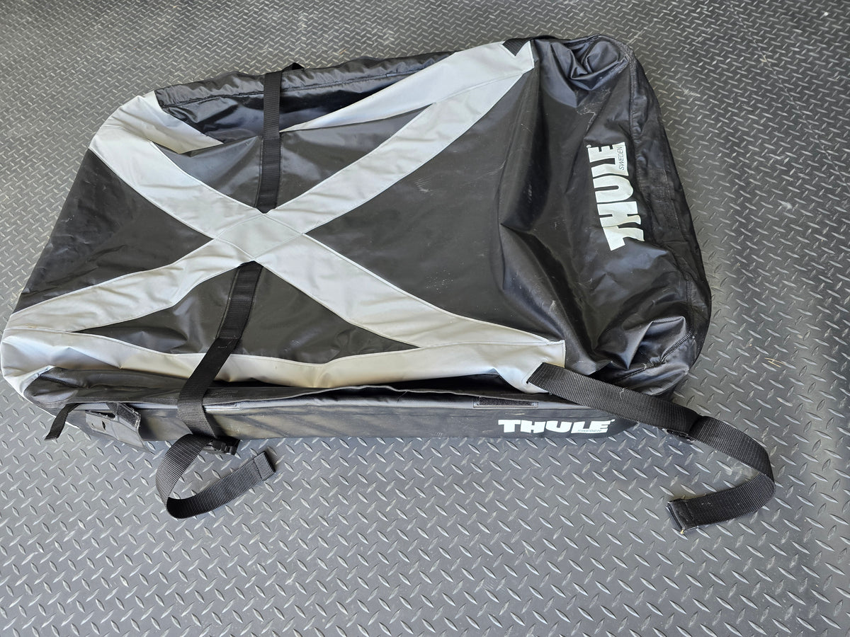 Thule Roof Bag Installation Thule Soft Luggage Carrier For Top Of